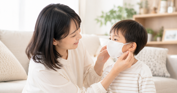 子供がマスクを嫌がる・つけてくれないときの工夫と選び方。無理なく慣らすコツ