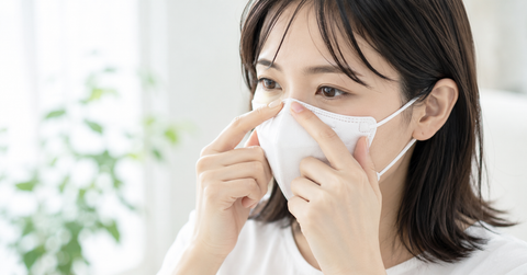 マスク ずれる ずり落ちる 原因 対策 フィット 立体