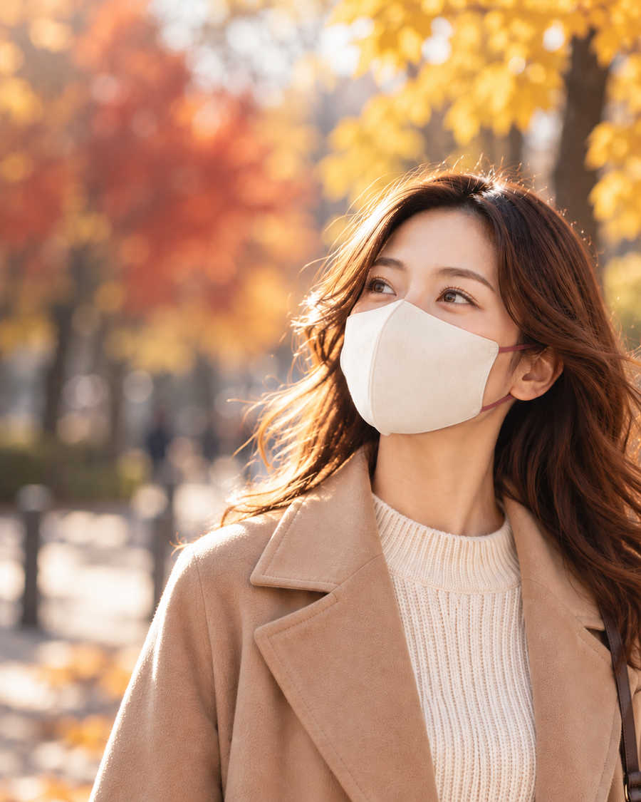 花粉の秋も。<br>
通気性3.2倍のマスクで<br>
ムレずに快適。
